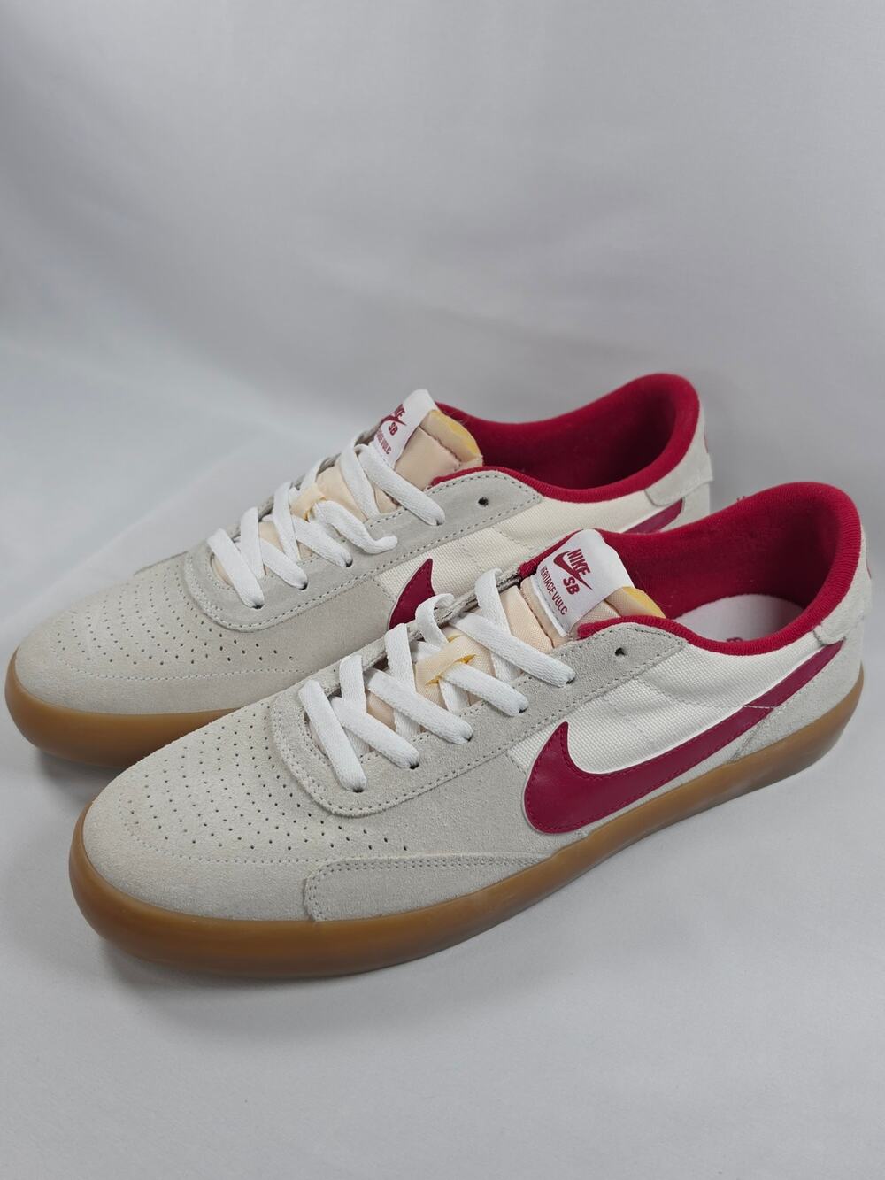 Nike SB Heritage Vulc – Men’s 10 – Summit White/Cardinal Red – Brand New